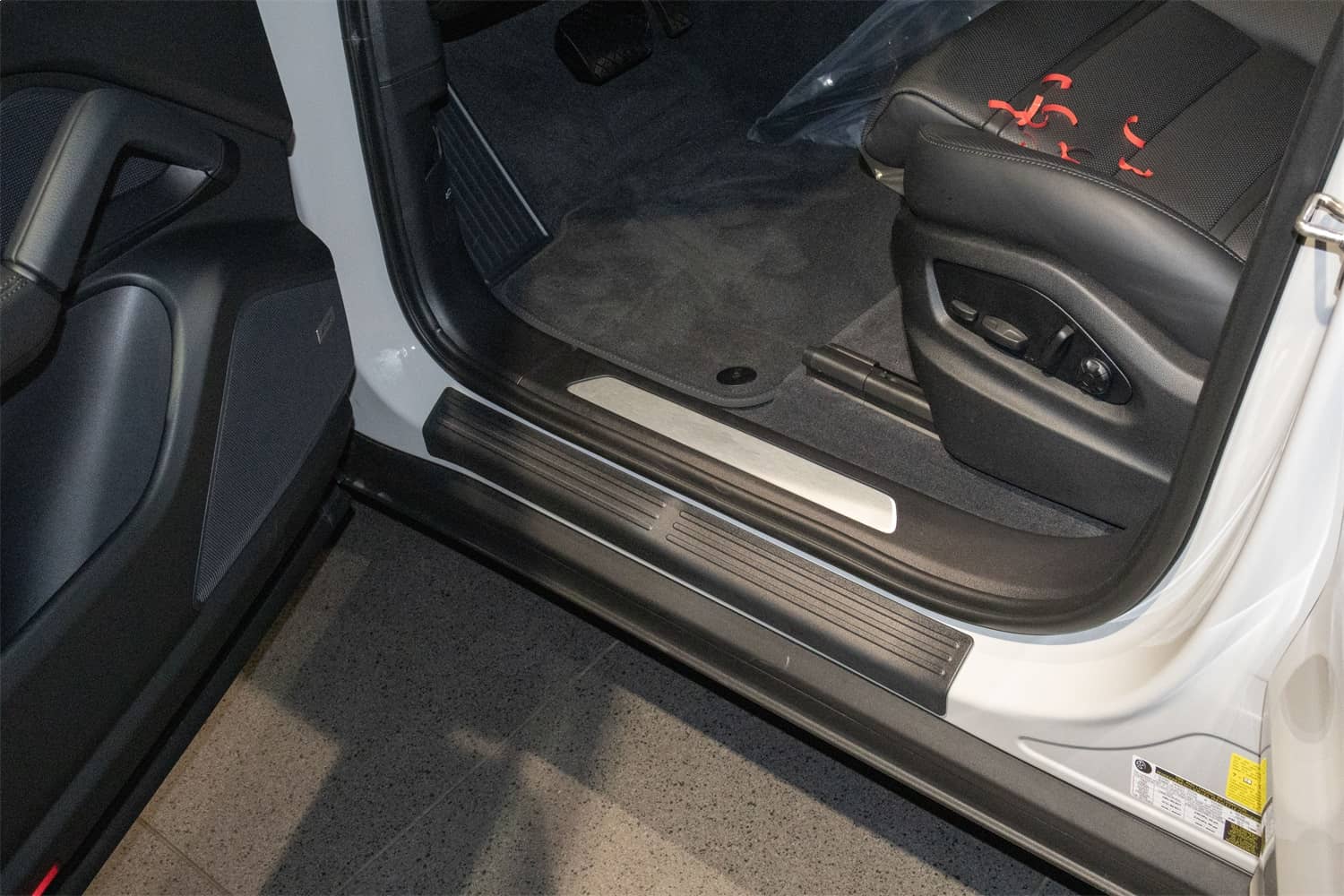 Weathertech - ST057K1